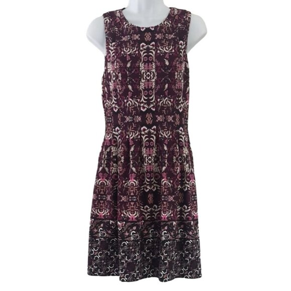 Vince Camuto Floral Dress Purple SZ 4 Pockets Pleat Sleeveless Fit Flare Career - Picture 1 of 9